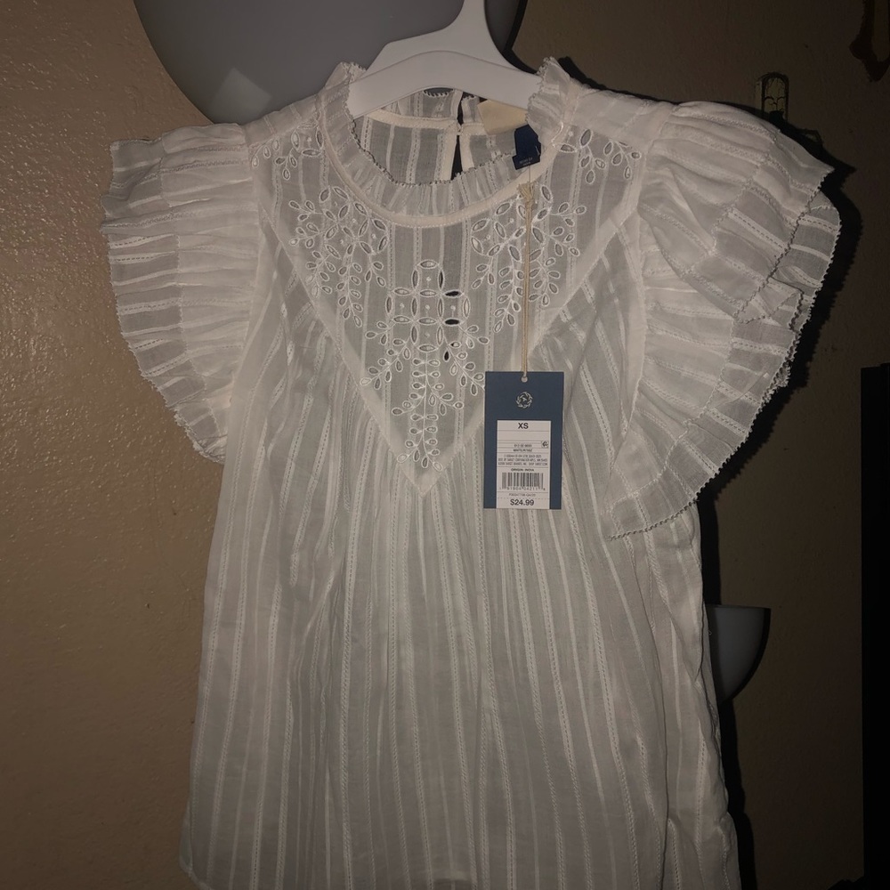 Universal Thread Eyelet Puff Sleeve Blouse